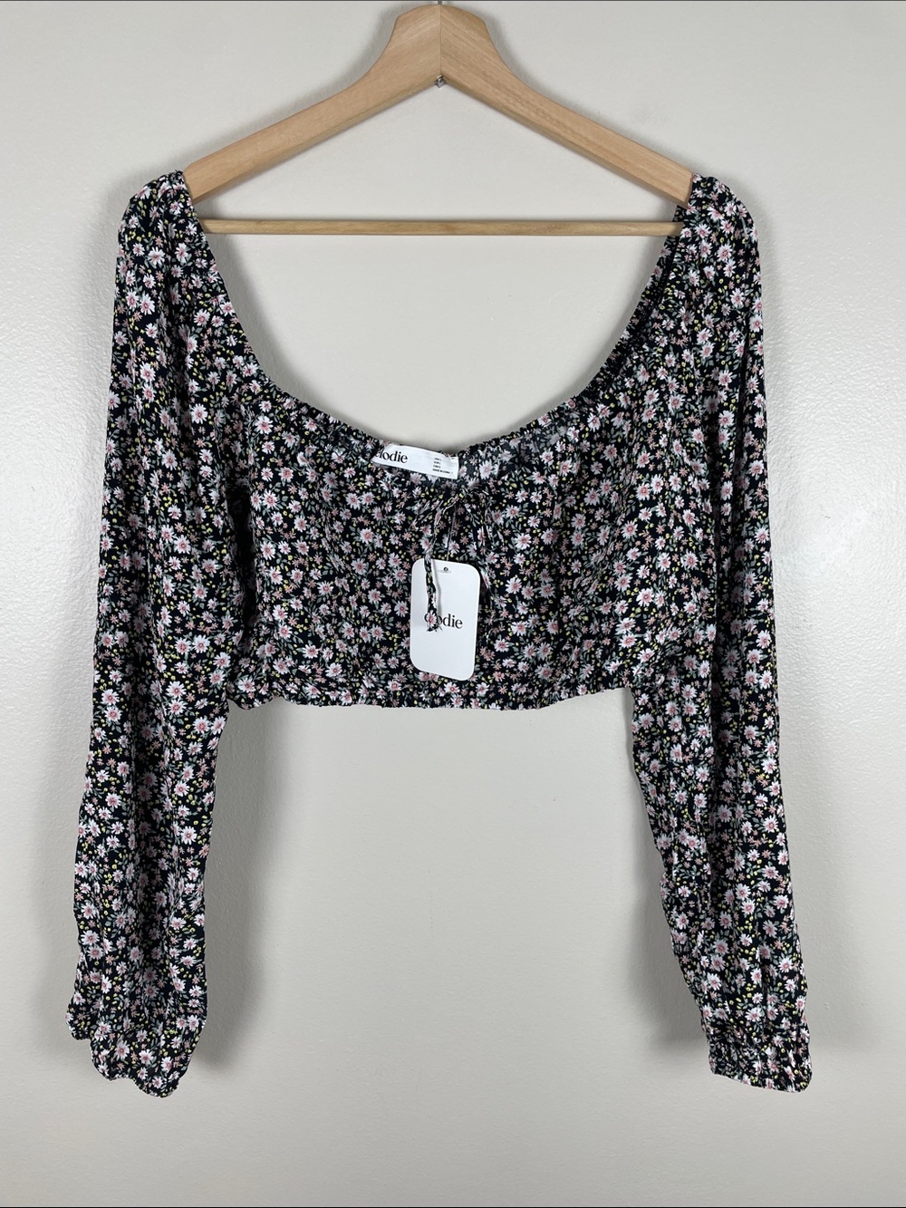Elodie Black Floral Square-Neck Cropped Top. Large